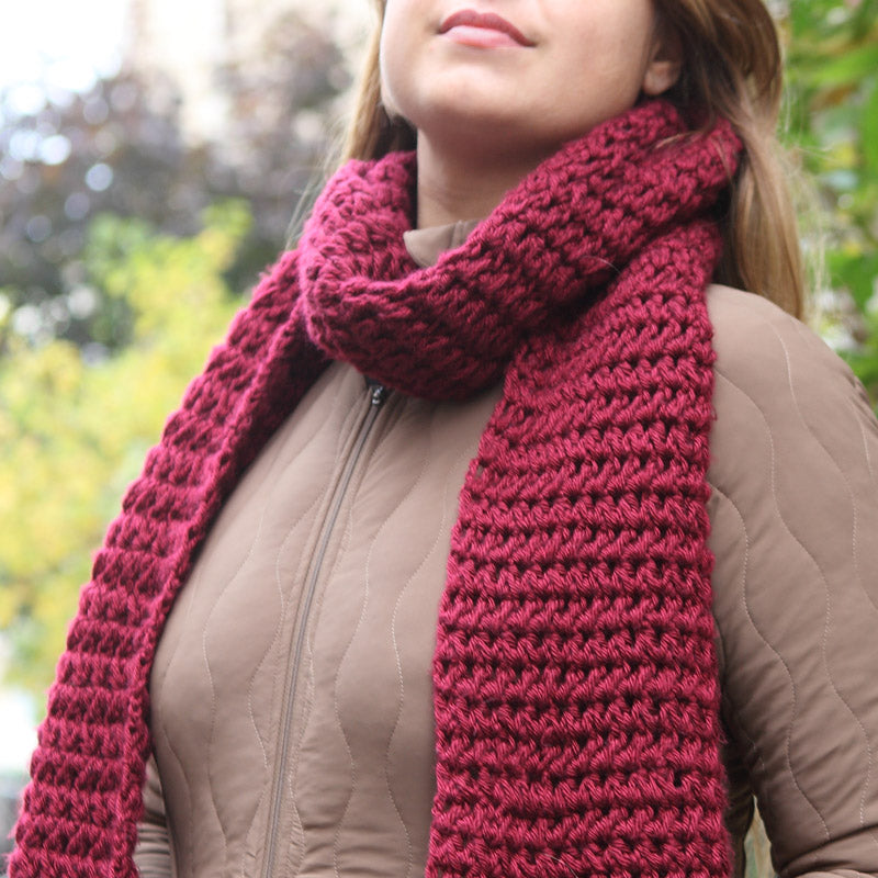 Kit crochet echarpe Youpi- en situation porté - Un crochet par ici