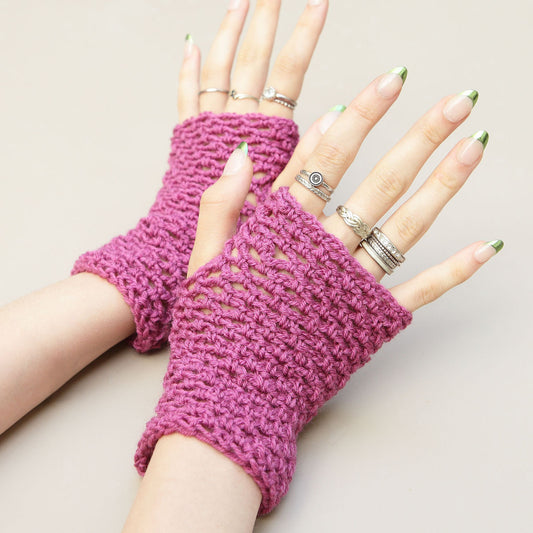 Kit crochet mitaines résille - coloris prune - Un crochet par ici