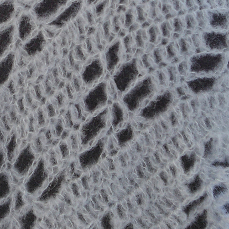 Kit crochet châle Un jour à Paris - détail tour eiffel crochet - Un crochet par ici